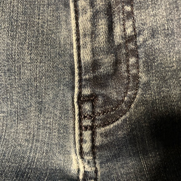 Old Navy Women’s Jeans - Picture 10 of 10